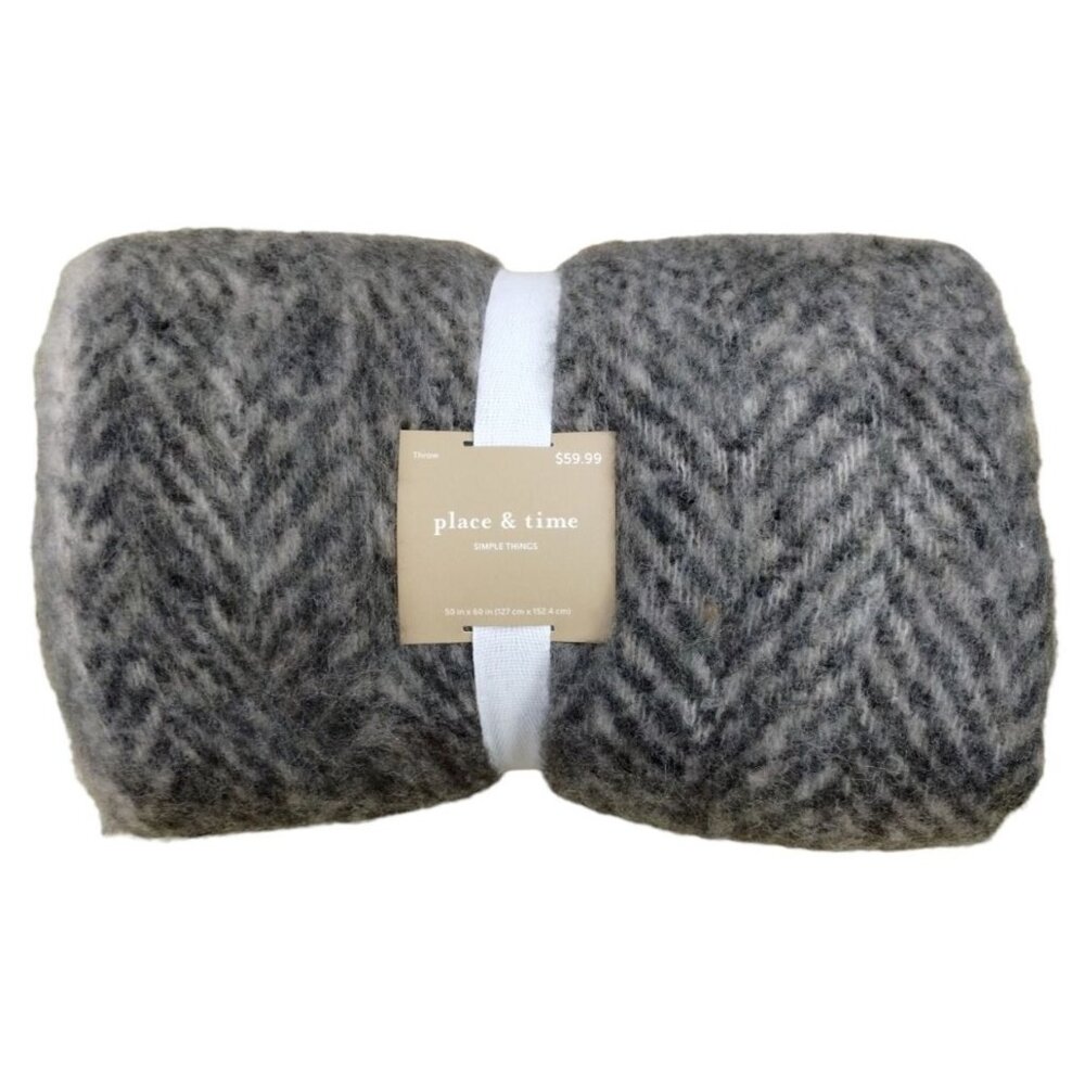Place and Time Simple Things Grey Herringbone Throw Blanket 50 x 60 inch New